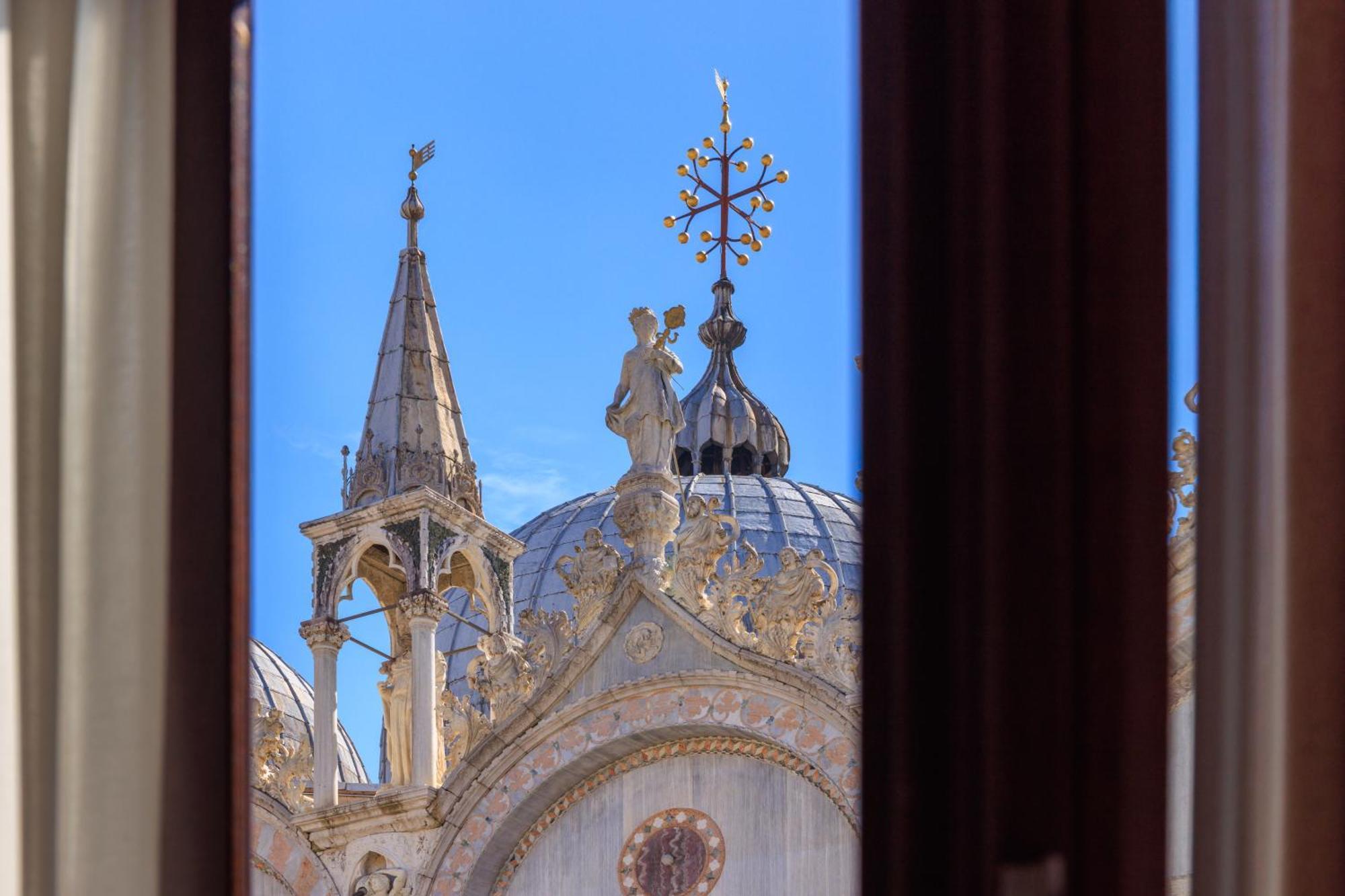 286 Piazza San Marco Hotel Венеция Екстериор снимка