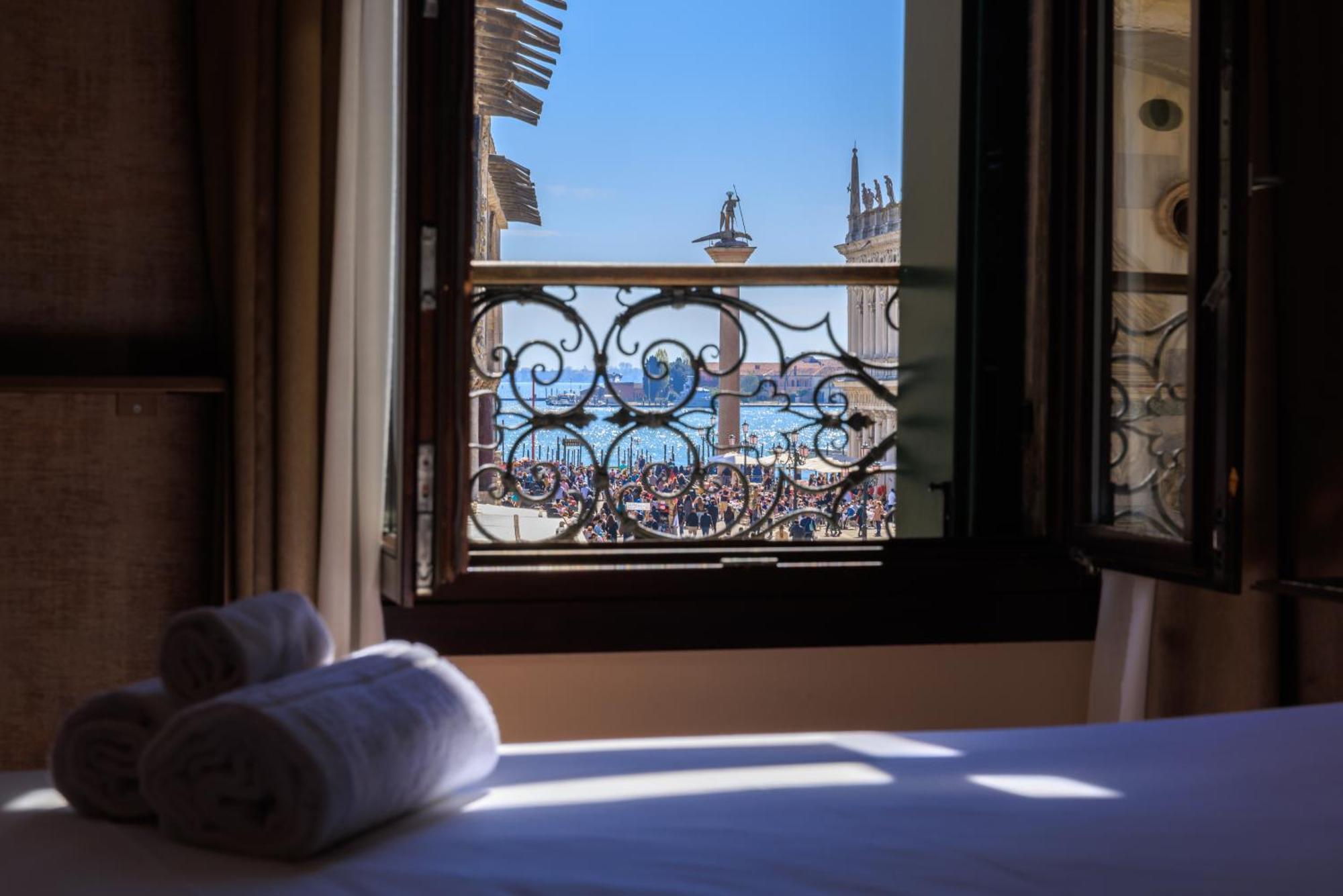 286 Piazza San Marco Hotel Венеция Екстериор снимка